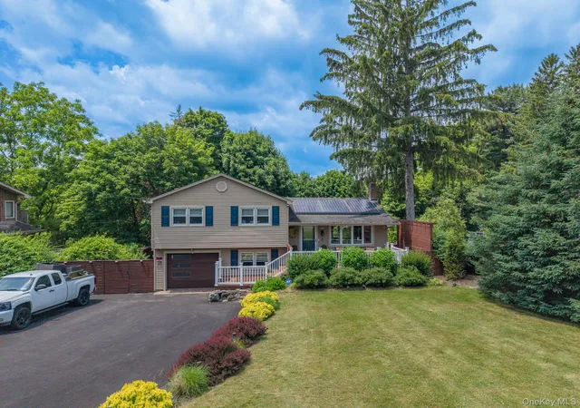 Photo 2 of Sale Pending at 621 Stage Rd, Monroe, NY 10950 | MLS# 1013291 | Listing updated on 2026-08-05
