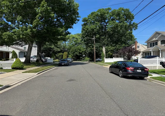 6th image of 2350 Marlboro St, Hempstead, NY 11554 | MLS# 1013300