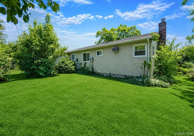 26th image of 345 Earle St, Central Islip, NY 11722 | MLS# 1013304