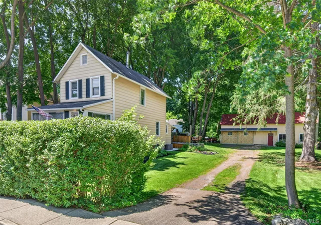 2nd image of 17 Valley Ave, Woodbury, NY 10917 | MLS# 1013310