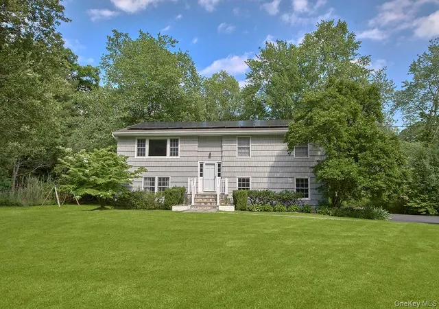 Homes for sale in New Castle, NY | 9 Oak Hill Rd, New Castle, NY 10514 | MLS# 1013321