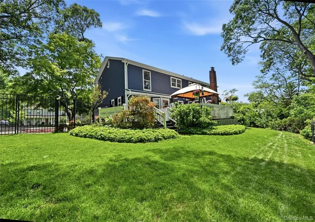 31st image of 5 Crabapple Ct, Mount Sinai, NY 11766 | MLS# 1013350