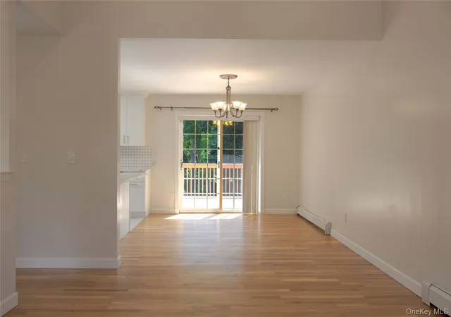 4th image of 185 Magnolia Dr, Selden, NY 11784 | MLS# 1013352