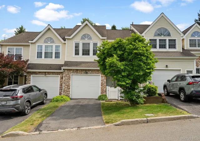 1st image of 27 Spruce Ridge Dr, Fishkill, NY 12524 | MLS# 1013360