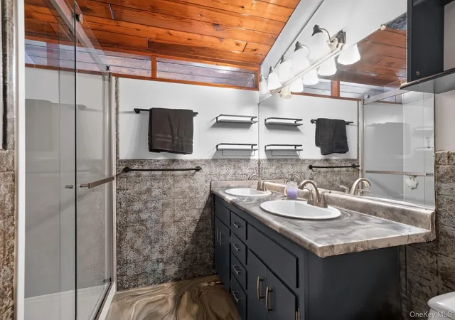 Homes for sale in Chester Town, NY | 424 Laroe Rd, Chester Town, NY 10918 | MLS# 1013375