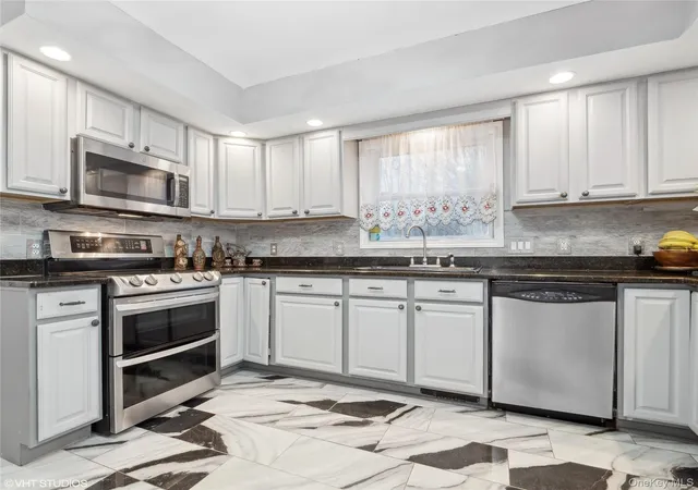 Photo 4 of Single family home for sale at 5094 Route 9g, Tivoli, NY 12583 | MLS# 1013377 | Listing updated on 2026-10-05