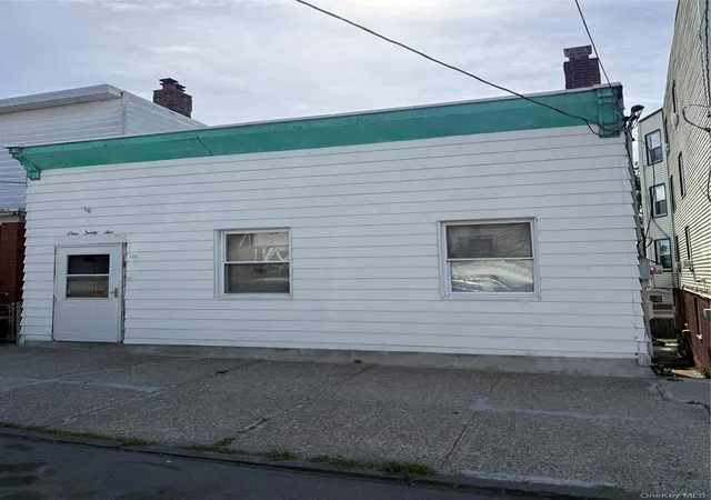 1st image of 162 Voss Ave, Yonkers, NY 10703 | MLS# 1013407