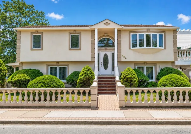 Photo 1 of Sale Pending at 330 Bayville Ave, Bayville, NY 11709 | MLS# 1013410 | Listing updated on 2026-10-29