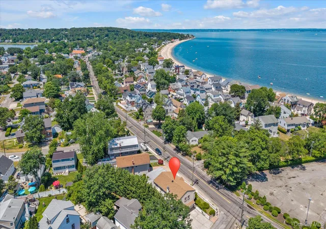 Photo 3 of Sale Pending at 330 Bayville Ave, Bayville, NY 11709 | MLS# 1013410 | Listing updated on 2026-10-29