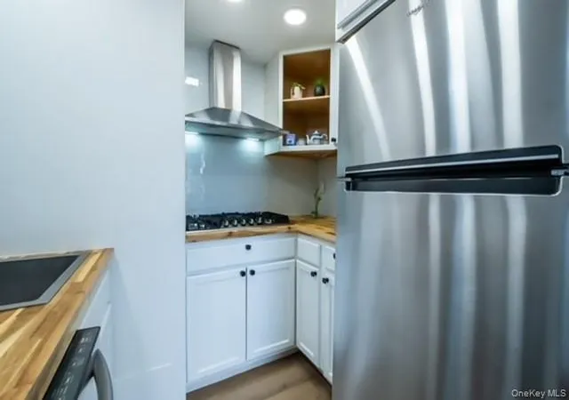 Photo 4 of Condo for sale at 4128 71st Street #4D, New York, NY 11377 | MLS# 1013411 | Listing updated on 2026-10-25