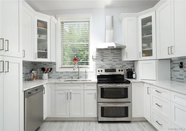 Photo 3 of Single family home for sale at 70 Massachusetts Ave, Islip, NY 11706 | MLS# 1013421 | Listing updated on 2026-09-28