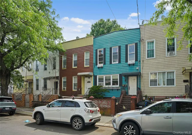 Homes for sale in New York, NY | 294 Hemlock St, New York, NY 11208 | MLS# 1013422