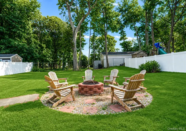 5th image of 34 Weichers St, Ronkonkoma, NY 11779 | MLS# 1013435