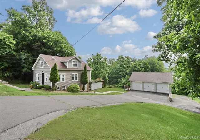 Homes for sale in Clarkstown, NY | 254 N Main St, Clarkstown, NY 10956 | MLS# 1013464