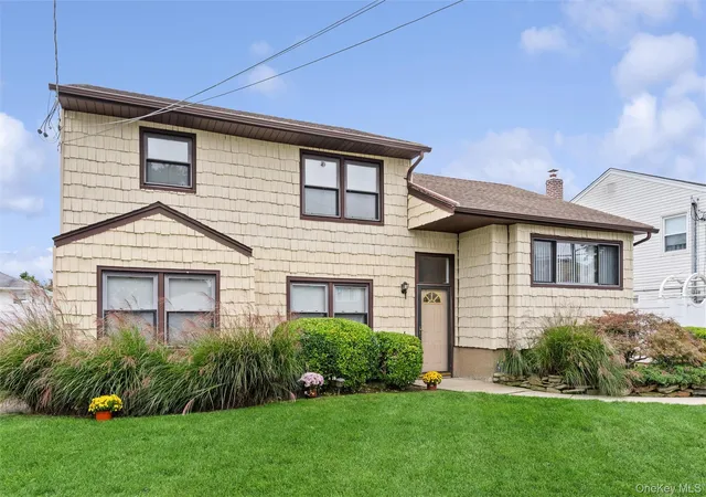 2nd image of 3612 Ladonia St, Hempstead, NY 11783 | MLS# 1013467