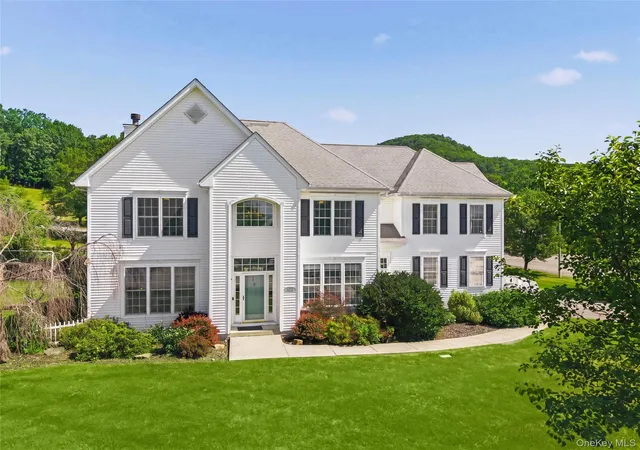 4th image of 2 Elgin Ct, Highland Mills, NY 10930 | MLS# 1013489
