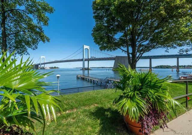 Homes for sale in New York, NY | 166 25 Powells Cove Blvd #4M, New York, NY 11357 | MLS# 1013499