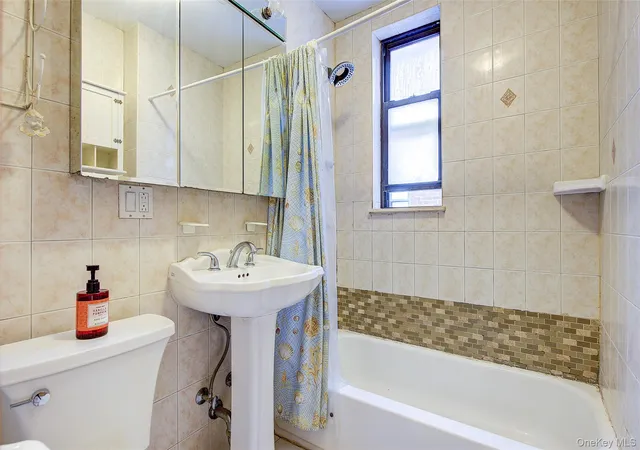 2nd image of 167-10 Crocheron Ave, Flushing, NY 11358