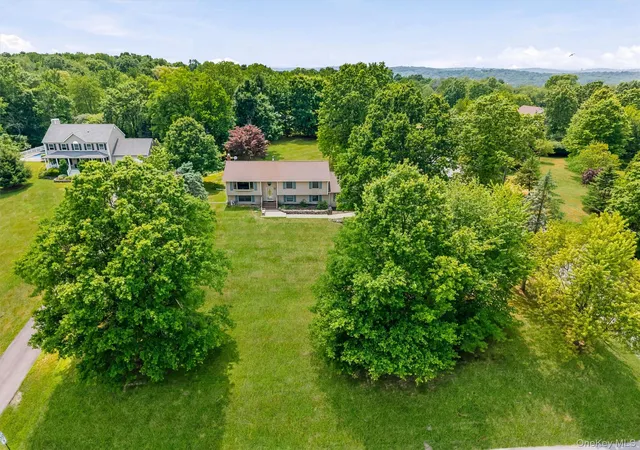 Homes for sale in New Windsor, NY | 318 Beattie Rd, New Windsor, NY 10992 | MLS# 1013519