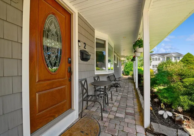 Photo 3 of Sale Pending at 2 Bridge Ln, Oyster Bay, NY 11801 | MLS# 1013522 | Listing updated on 2026-07-29