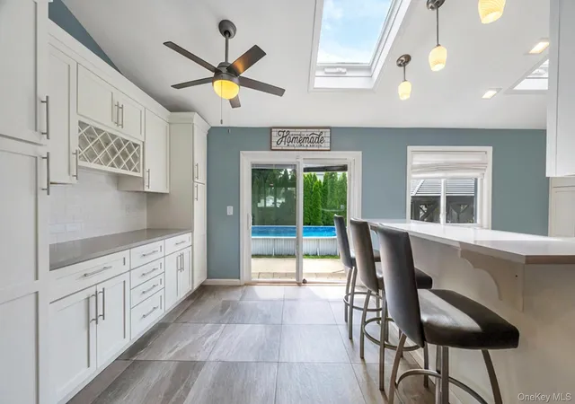 4th image of 24 Worden Pl, West Babylon, NY 11704 | MLS# 1013523
