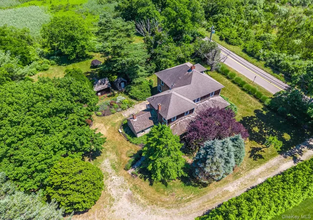 Homes for sale in Southold, NY | 13675 Main Bayview Rd, Southold, NY 11971 | MLS# 1013610