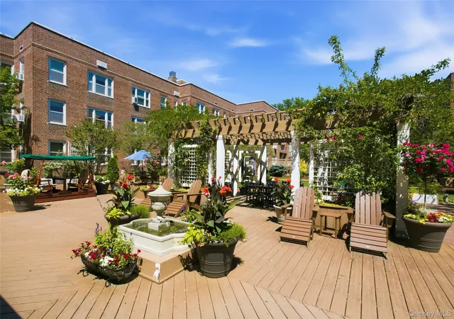 3rd image of 101 Old Mamaroneck Rd #3D4, White Plains, NY 10605 | MLS# 1013622