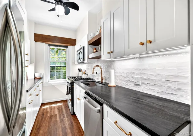 1st image of 525 W 238Th St, New York, NY 10463