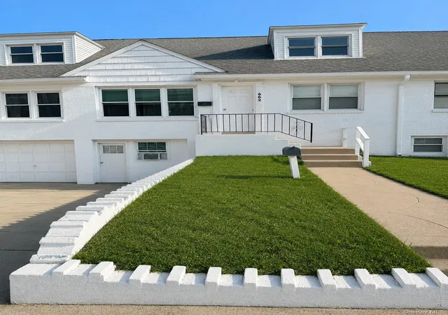 1st image of 662 W Broadway, Long Beach, NY 11561 | MLS# 1013655