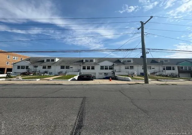 4th image of 662 W Broadway, Long Beach, NY 11561 | MLS# 1013655
