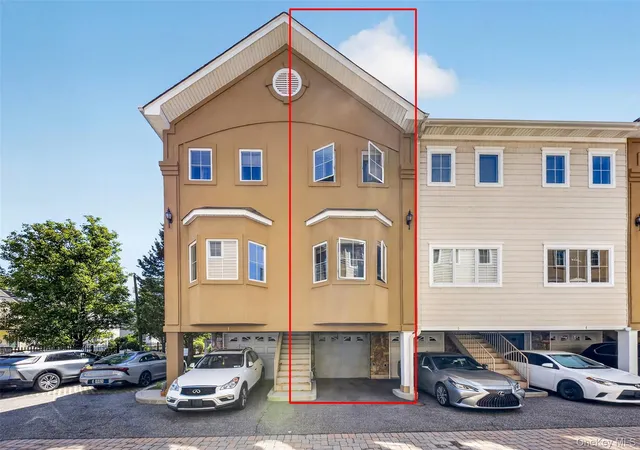 1st image of 330 Maple Ave #2, Hempstead, NY 11590 | MLS# 1013672