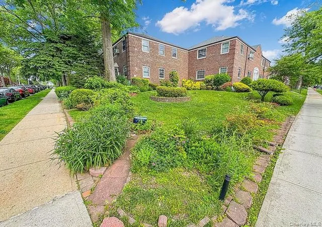 14th image of 25102 60th Ave #537, Little Neck, NY 11362 | MLS# 1013676