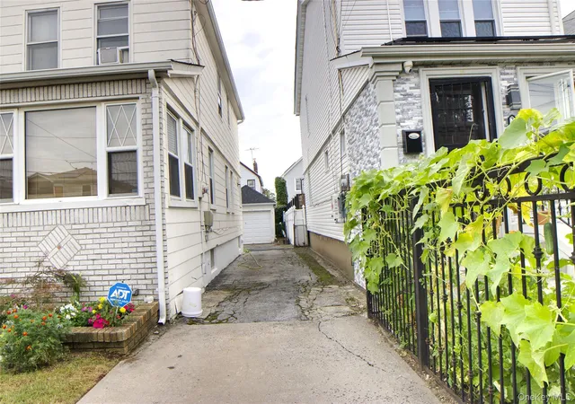 Photo 3 of Single family home for sale at 221 30 103rd Avenue, Queens Village, NY 11429 | MLS# 1013702 | Listing updated on 2026-09-04