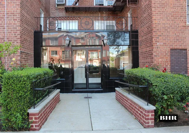 1st image of 2461 E 29Th St, New York City, NY 11235