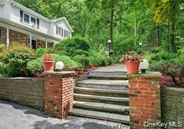 Photo 4 of Single family home for sale at 72 Peddler Hl Rd, Monroe, NY 10950 | MLS# 1013710 | Listing updated on 2026-06-18