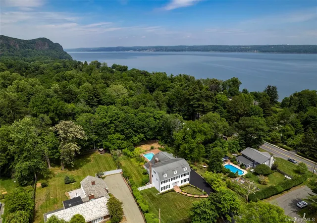3rd image of 102 Birchwood Ave, Clarkstown, NY 10960 | MLS# 1013711
