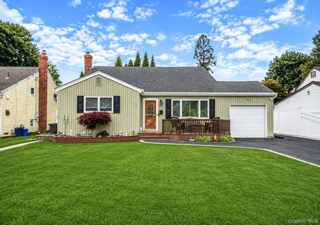 1st image of 92 W 19th St, Deer Park, NY 11729 | MLS# 1013736