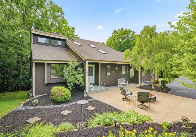 1st image of 842 Route 284, Westtown, NY 10998 | MLS# 1013744