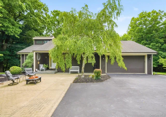 2nd image of 842 Route 284, Westtown, NY 10998 | MLS# 1013744