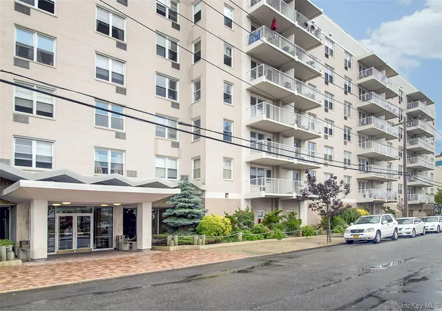 Photo 3 of Sale Pending at 522 Shore #5O, Long Beach, NY 11561 | MLS# 1013749 | Listing updated on 2026-08-28