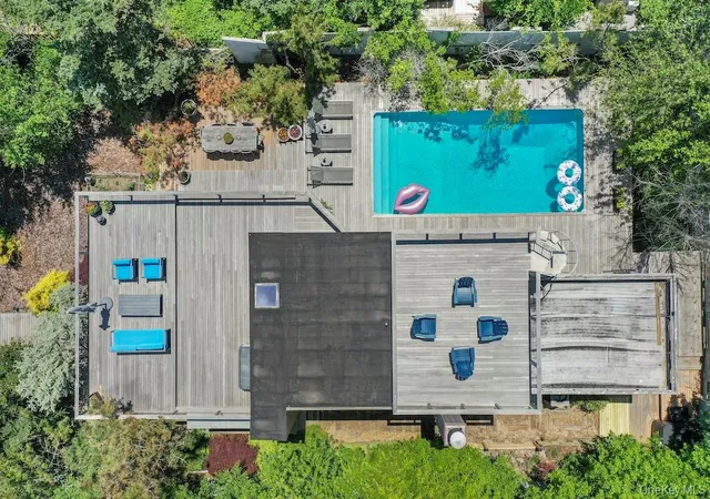Photo 3 of Single family home for sale at 136 Beach Hl Walk, Sayville, NY 11782 | MLS# 1013751 | Listing updated on 2026-07-11
