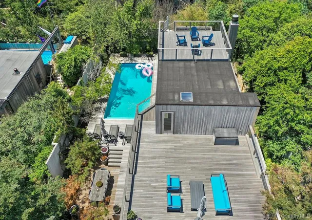 Photo 3 of Single family home for sale at 136 Beach Hl Walk, Sayville, NY 11782 | MLS# 1013751 | Listing updated on 2026-07-11