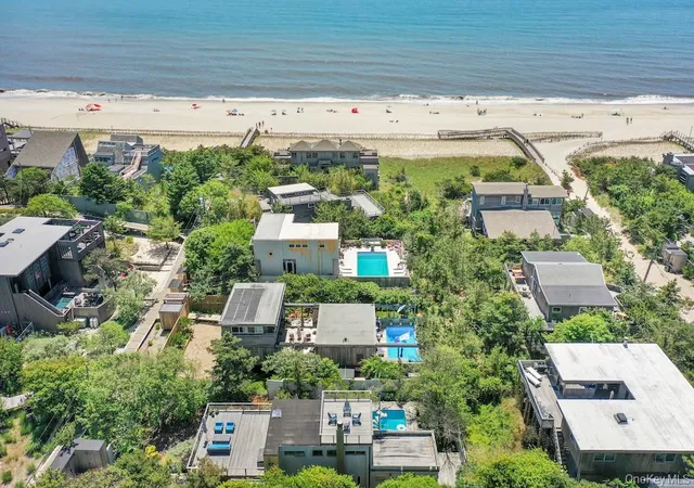 Photo 4 of Single family home for sale at 136 Beach Hl Walk, Sayville, NY 11782 | MLS# 1013751 | Listing updated on 2026-07-11