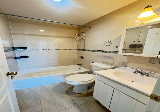 7th image of 14456 Roosevelt Ave #5A, Flushing, NY 11354 | MLS# 1013752