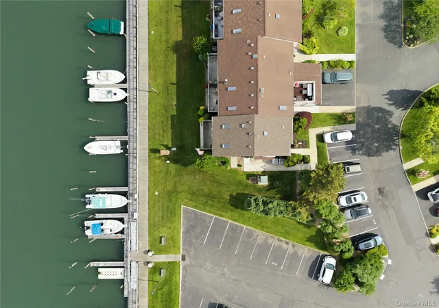 2nd image of 1 Anchorage Wy, Hempstead, NY 11520