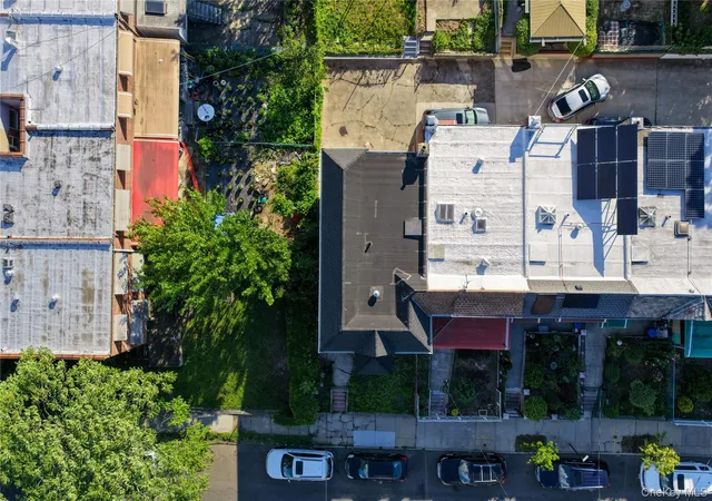 15th image of 3311 Bouck Ave, New York, NY 10469 | MLS# 1013758