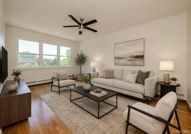 Listing Photo 5 - Condo for sale in building located at 1183 Neill Ave, New York, NY 10461