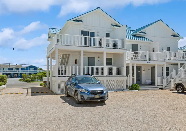 2nd image of 6 Soundview #g Dr #G, East Hampton, NY 11954 | MLS# 1013790