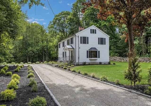 Photo 3 of Single family home for sale at 676 Hardscrabble Rd, Chappaqua, NY 10514 | MLS# 1013791 | Listing updated on 2026-09-18