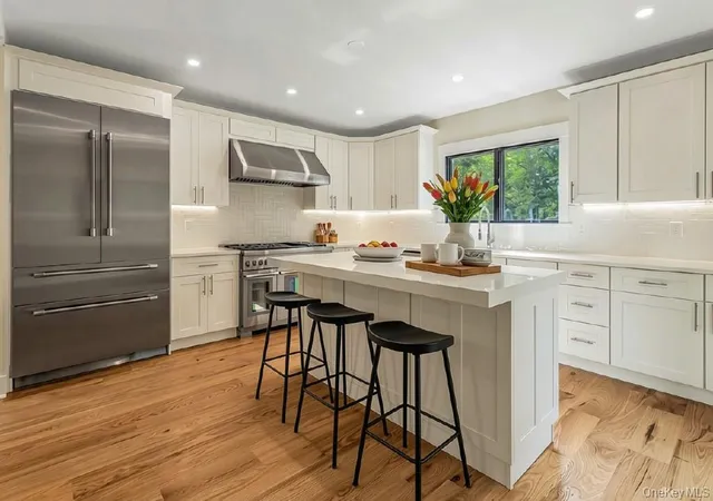 Photo 5 of Single family home for sale at 676 Hardscrabble Rd, Chappaqua, NY 10514 | MLS# 1013791 | Listing updated on 2026-08-12